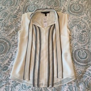 NWT White House Black Market Sleeveless White Blouse 0